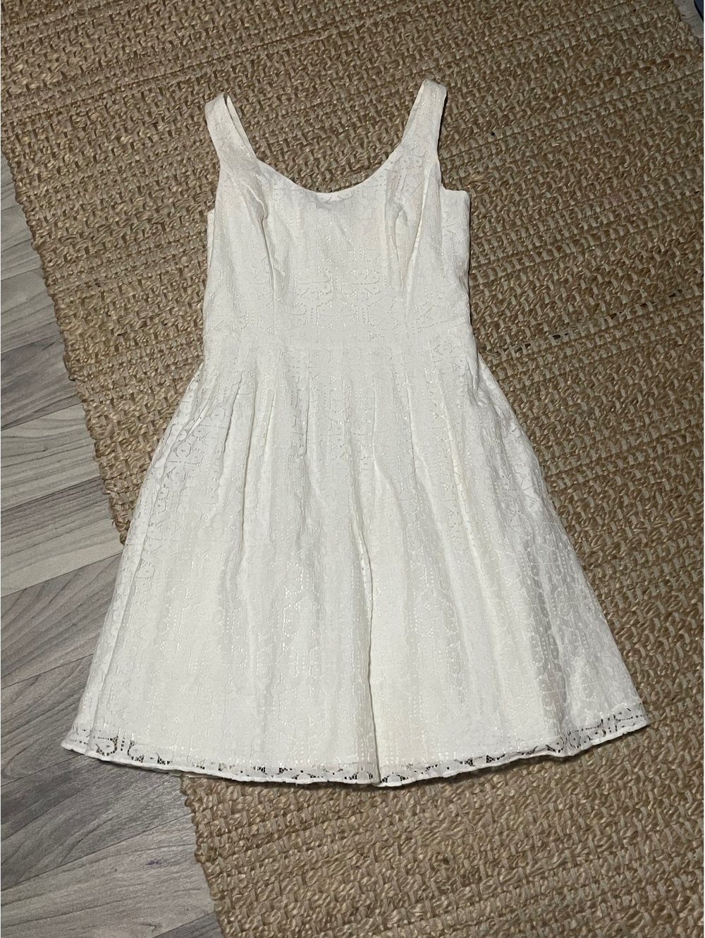Women’s Lilly Pulitzer White Eyelet Dress – Size 0